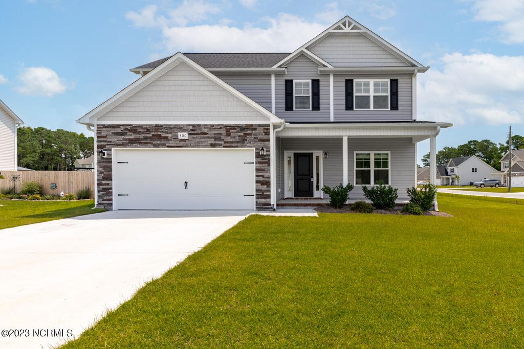 300 Waylon Way, Holly Ridge, NC 28445