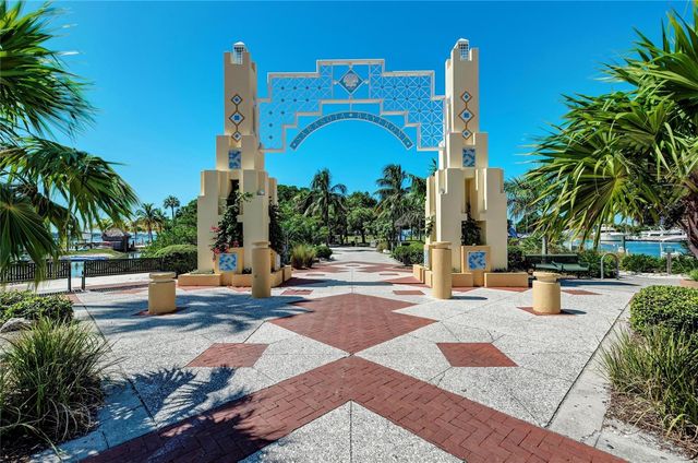 449 N OSPREY AVENUE, Sarasota, FL 34236