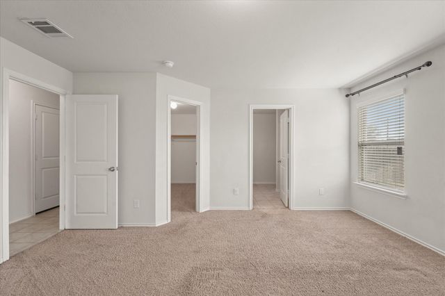 516 Clearlake Drive, Waxahachie, TX 75165