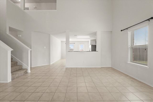 516 Clearlake Drive, Waxahachie, TX 75165