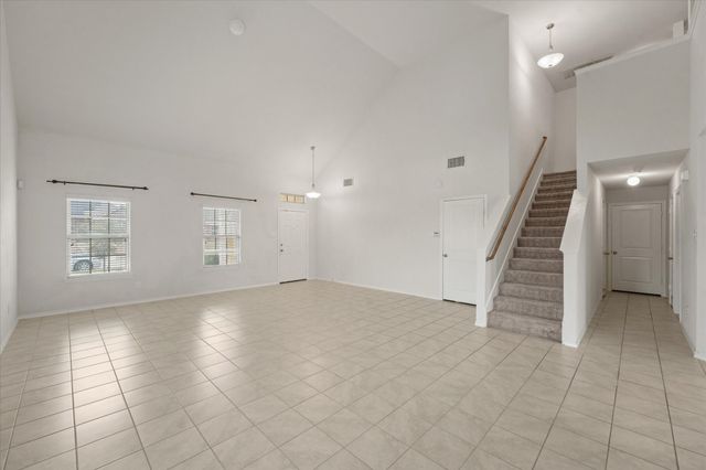 516 Clearlake Drive, Waxahachie, TX 75165