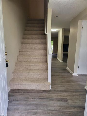 2105 Pier Point PL, Virginia Beach, VA 23455