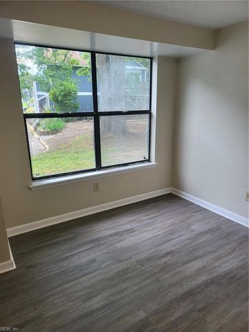 2105 Pier Point PL, Virginia Beach, VA 23455