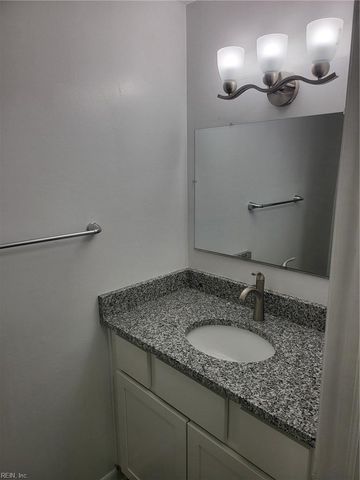 2105 Pier Point PL, Virginia Beach, VA 23455