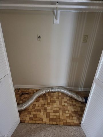 2105 Pier Point PL, Virginia Beach, VA 23455