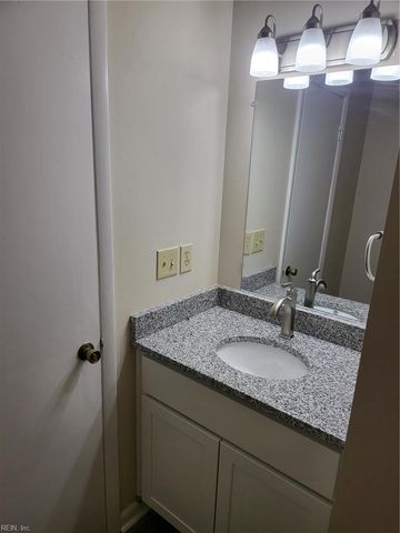 2105 Pier Point PL, Virginia Beach, VA 23455