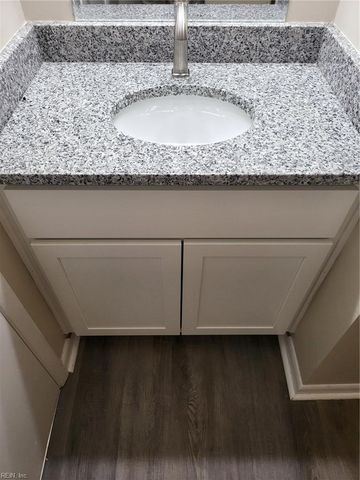 2105 Pier Point PL, Virginia Beach, VA 23455