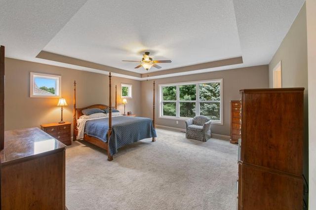 2460 White Pine Way, Stillwater, MN 55082