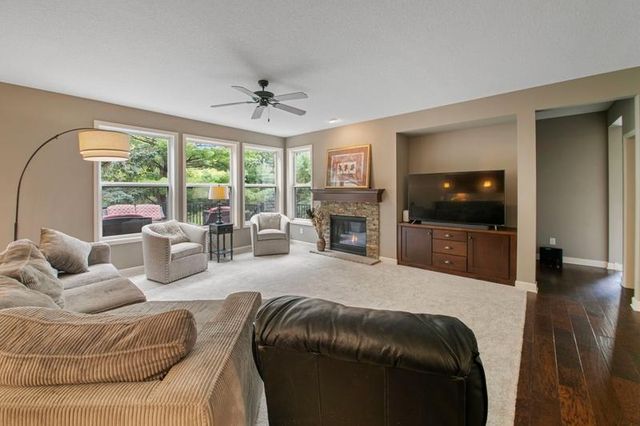 2460 White Pine Way, Stillwater, MN 55082