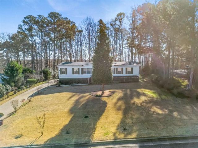429 Graystone Drive, Winder, GA 30680