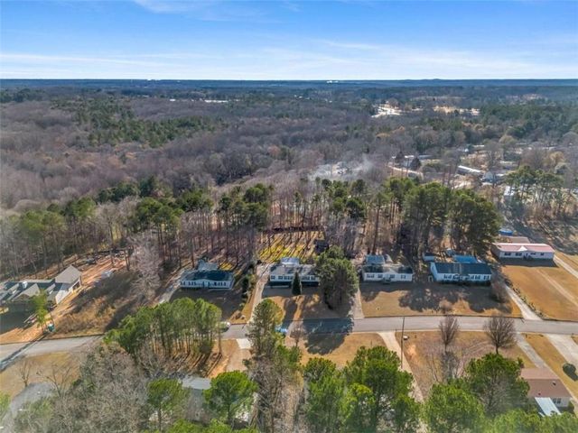 429 Graystone Drive, Winder, GA 30680