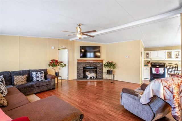 429 Graystone Drive, Winder, GA 30680