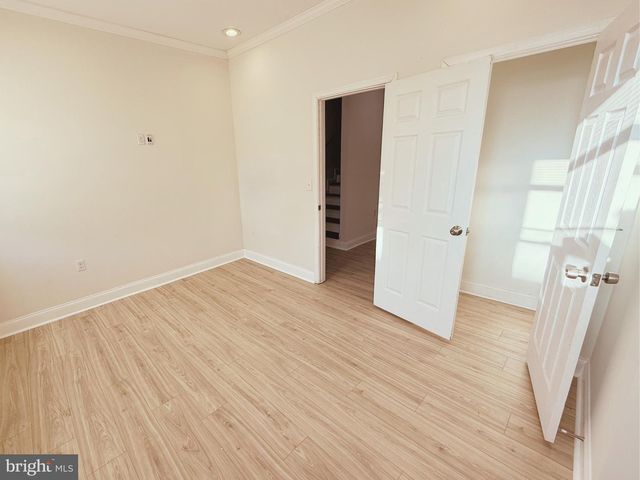 714 DOLPHIN ST, Baltimore, MD 21217