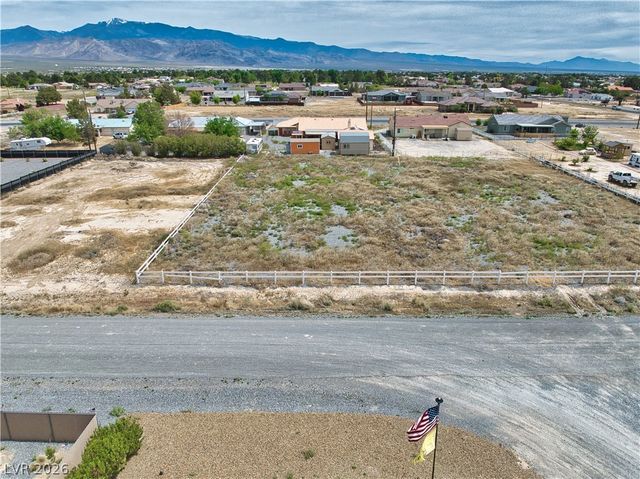 3081 South Mariposa Avenue, Pahrump, NV 89048