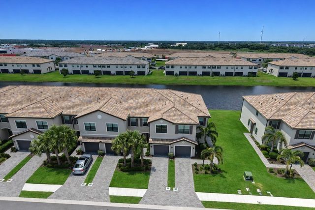 15154 SUNNY DAY DRIVE, Bradenton, FL 34211