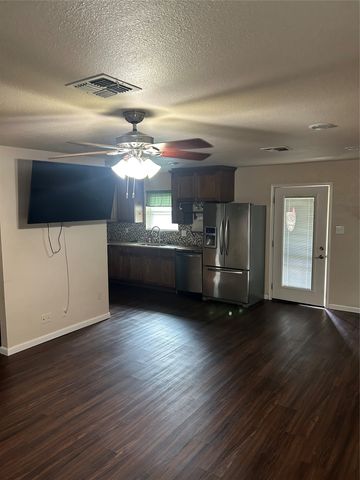 502 E Roosevelt, Whitney, TX 76692