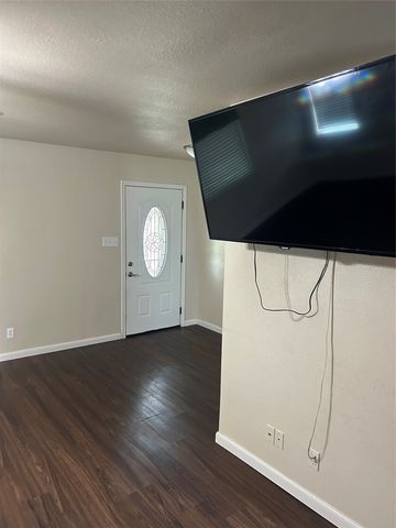 502 E Roosevelt, Whitney, TX 76692