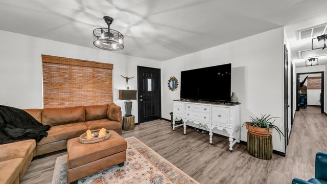 344 Hillcroft Drive, Weatherford, TX 76087