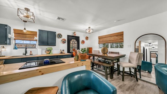 344 Hillcroft Drive, Weatherford, TX 76087