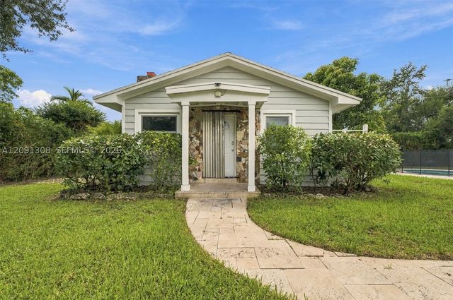 7120 SW 58th St, Miami, FL 33143