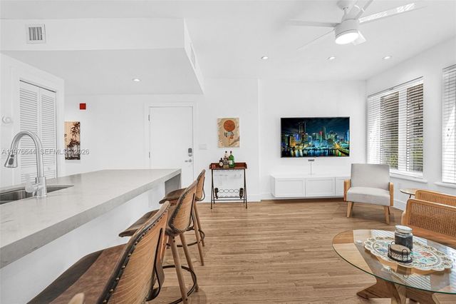 1018 Meridian Ave 1, Miami Beach, FL 33139