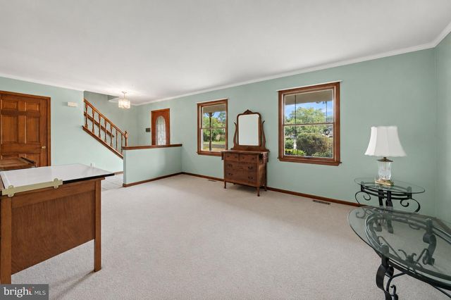 146 W HOLLY LN, Little Egg Harbor Twp, NJ 08087
