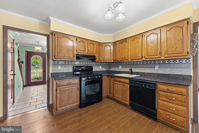 146 W HOLLY LN, Little Egg Harbor Twp, NJ 08087