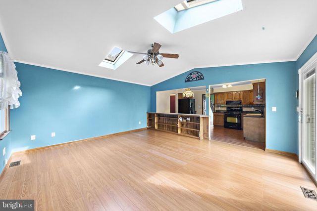 146 W HOLLY LN, Little Egg Harbor Twp, NJ 08087