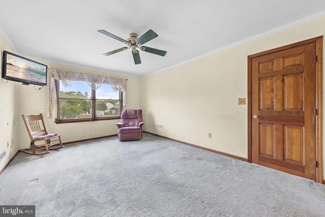 146 W HOLLY LN, Little Egg Harbor Twp, NJ 08087
