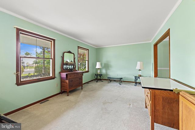 146 W HOLLY LN, Little Egg Harbor Twp, NJ 08087