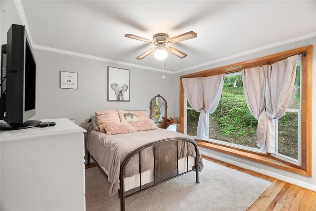 1123 Ridgeleigh Circle, Dalton, GA 30720