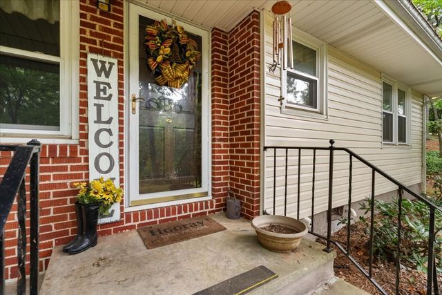 1123 Ridgeleigh Circle, Dalton, GA 30720