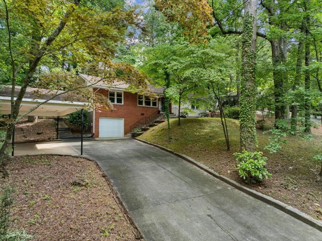 1123 Ridgeleigh Circle, Dalton, GA 30720