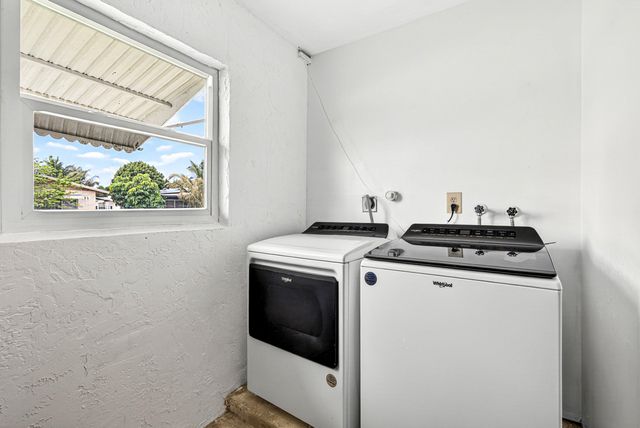 6061 Stanley Lane, Delray Beach, FL 33484