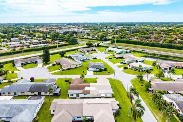 6061 Stanley Lane, Delray Beach, FL 33484