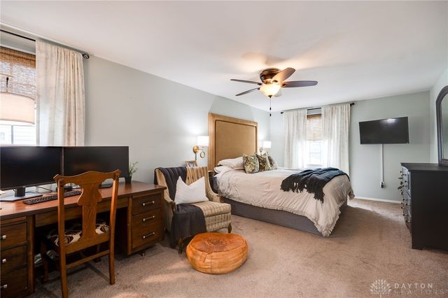 5425 Honeyleaf Way, Fairborn, OH 45424