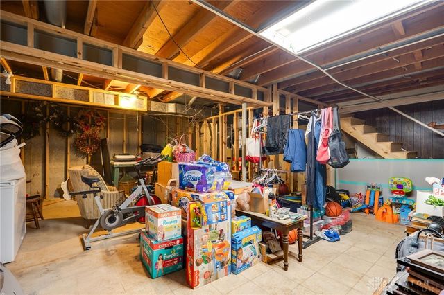 5425 Honeyleaf Way, Fairborn, OH 45424