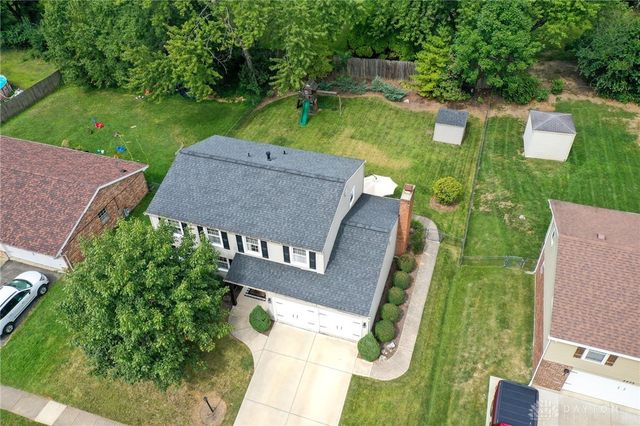 5425 Honeyleaf Way, Fairborn, OH 45424