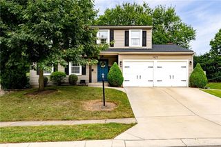 5425 Honeyleaf Way, Fairborn, OH 45424