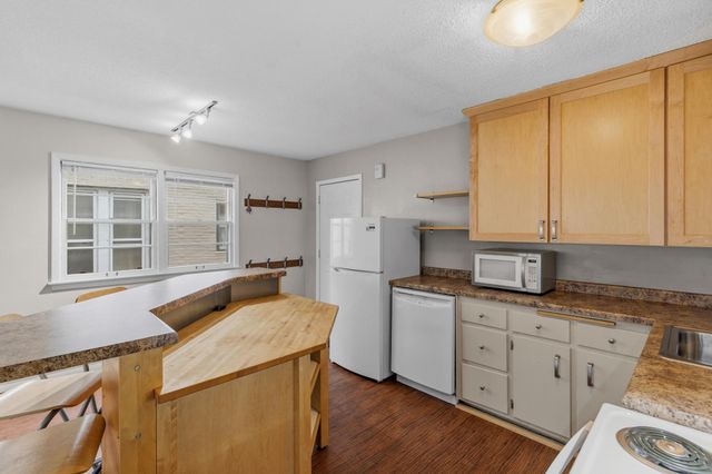 1513 18th Avenue NE, Minneapolis, MN 55418