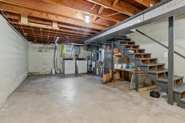 1513 18th Avenue NE, Minneapolis, MN 55418