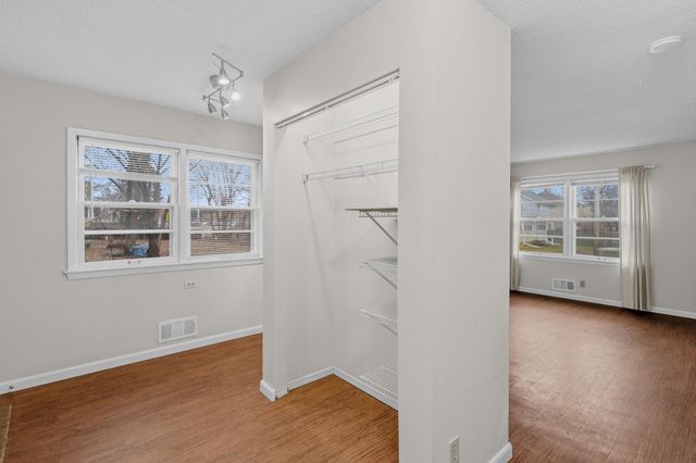 1513 18th Avenue NE, Minneapolis, MN 55418