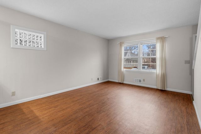 1513 18th Avenue NE, Minneapolis, MN 55418