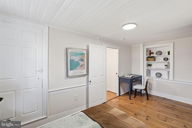 20596 AIRMONT RD, Bluemont, VA 20135
