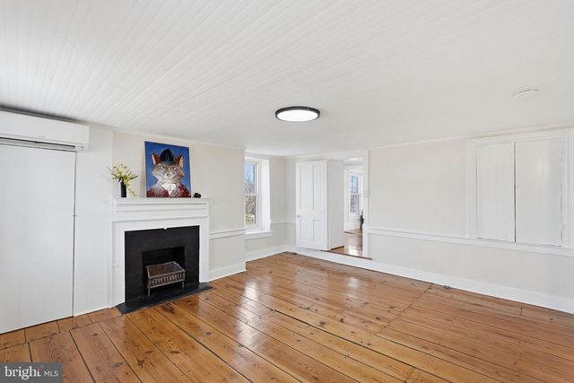 20596 AIRMONT RD, Bluemont, VA 20135