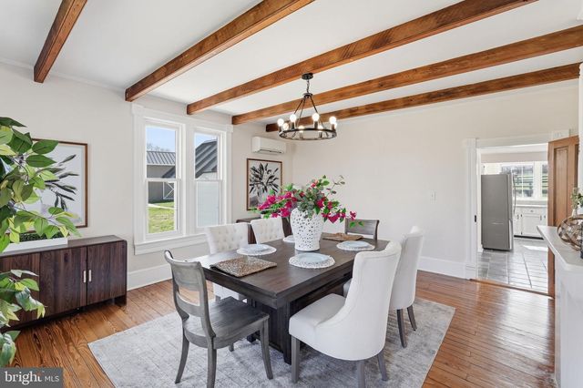 20596 AIRMONT RD, Bluemont, VA 20135