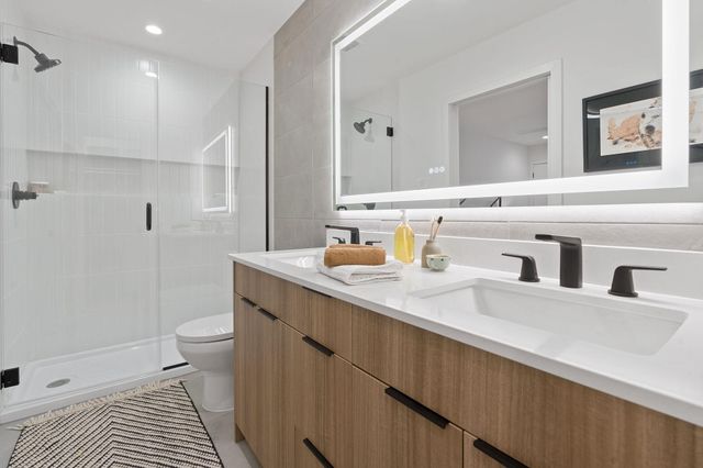 1905 Albury CV D, Austin, TX 78758