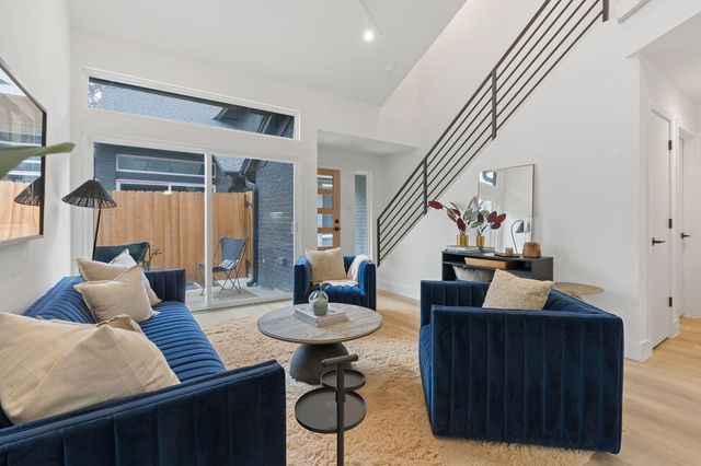 1905 Albury CV D, Austin, TX 78758