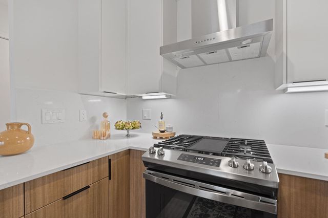 1905 Albury CV D, Austin, TX 78758