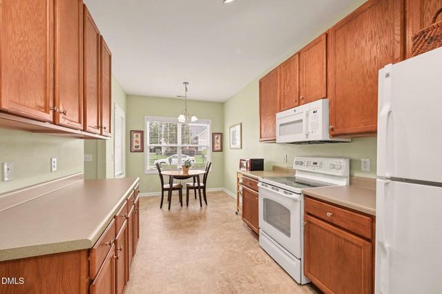 1005 Gold Circle, Mebane, NC 27302